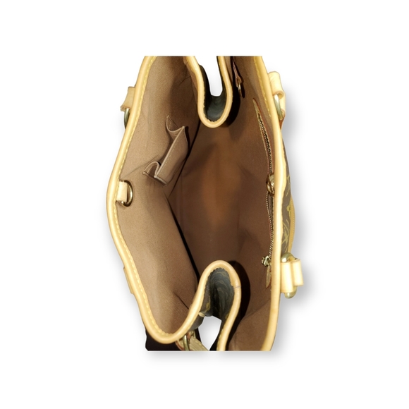 *SOLD* LOUIS VUITTONBatignolles Vertical Monogram Canvas Shoulder Bag - Picture 12 of 13